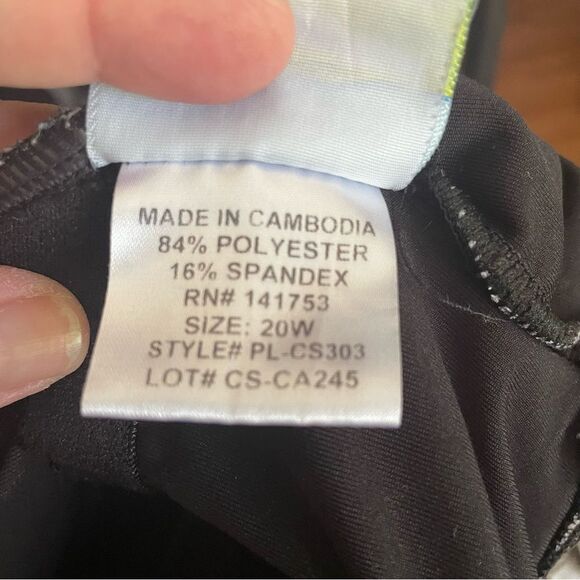 Caribbean Sand Cheetah Animal Print 1 Piece Tummy Control Plus Size Swimsuit 20W - Picture 8 of 8